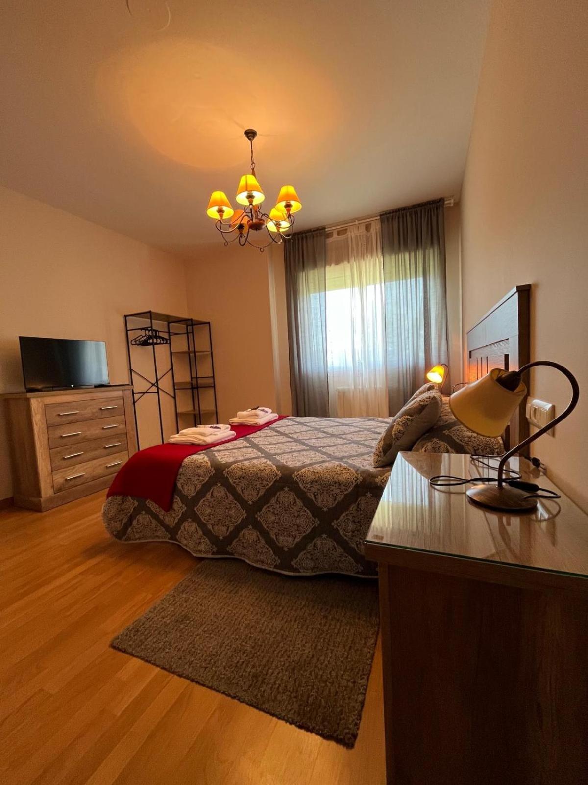 Os Cabaleiros Apartment Мос Екстериор снимка